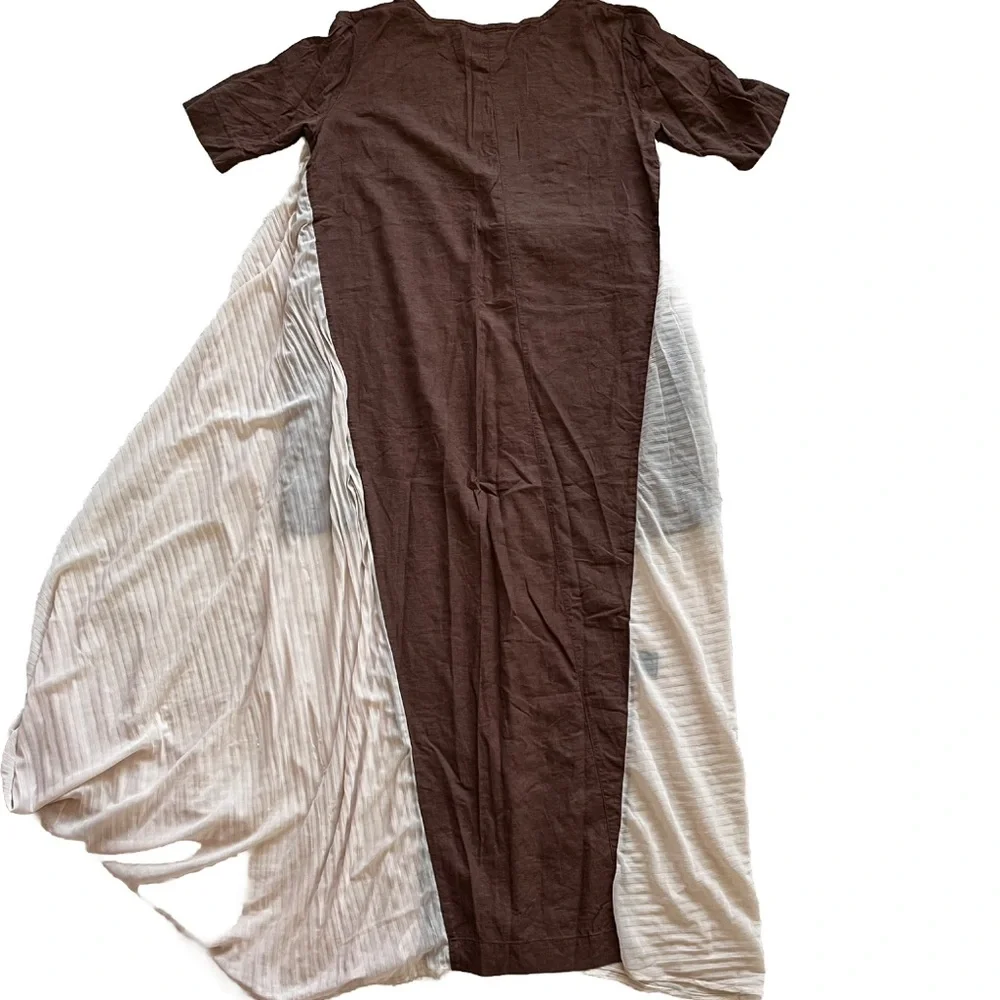ADEPTT LINEN MAXI DRESS WITH LARGE FRONT POCKETS AND SHEER CHIFFON SIDES MODERN - Picture 4 of 13